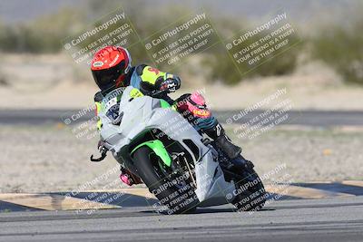 media/Jan-15-2026-Racers Edge (Thu) [[dfebeb70ab]]/3-B Group/Session 4 (Turn 5)/